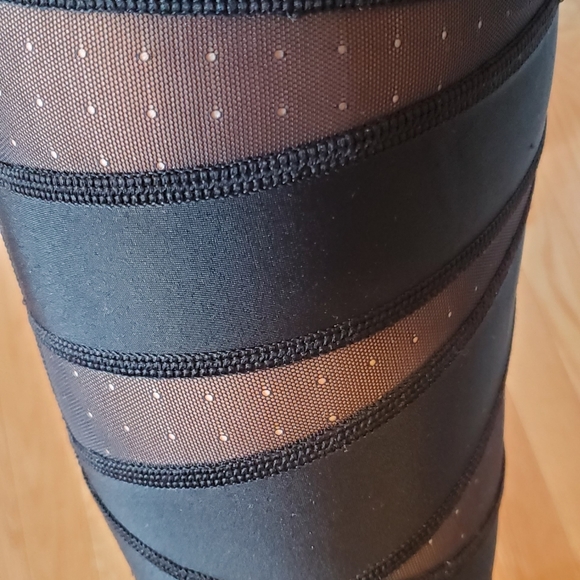 Lululemon Leggings - Picture 3 of 3